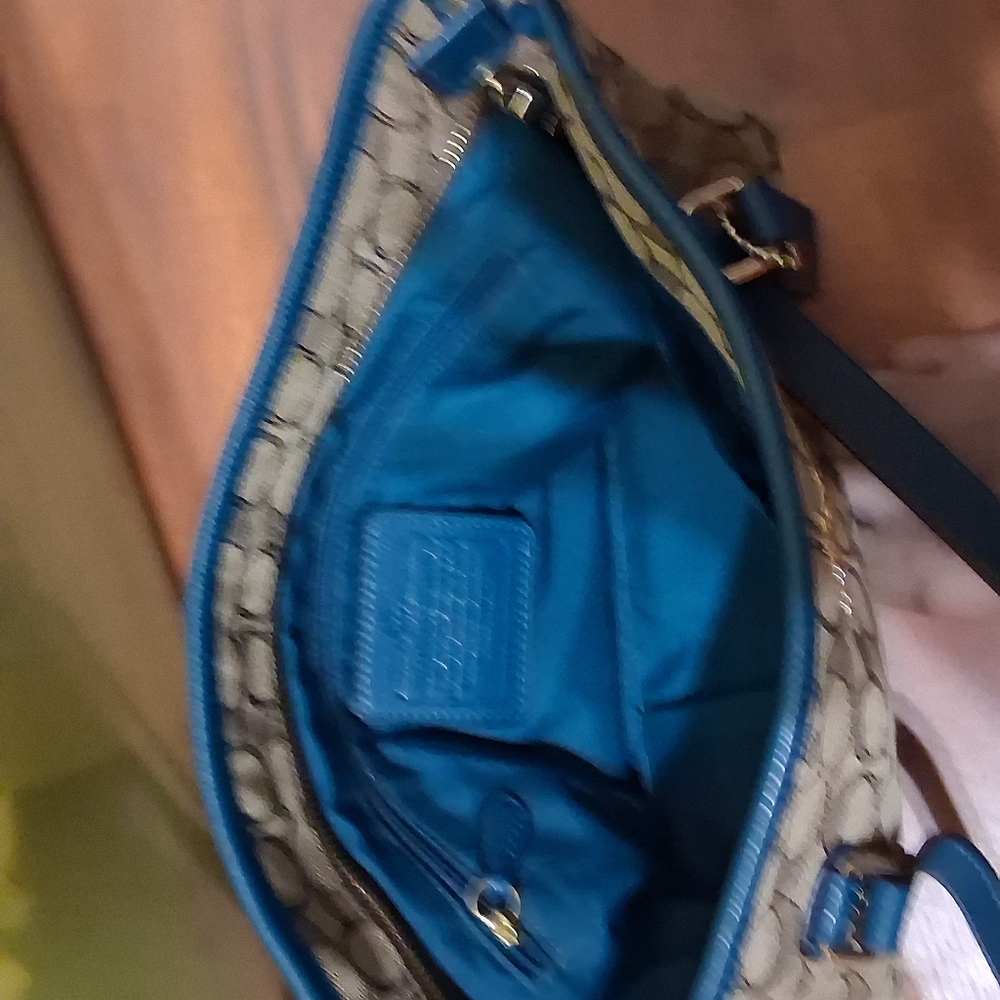 Coach Tan with Teal trim Jaquard Tote - Picture 9 of 9